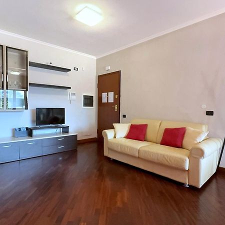 Sun Nest Apartment - Terrace & Garage Fiumicino Exterior foto