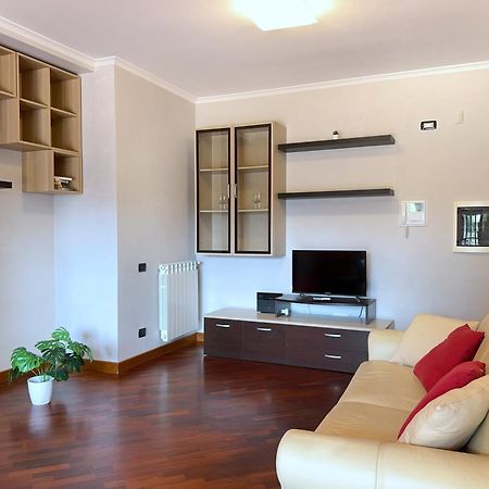 Sun Nest Apartment - Terrace & Garage Fiumicino Exterior foto