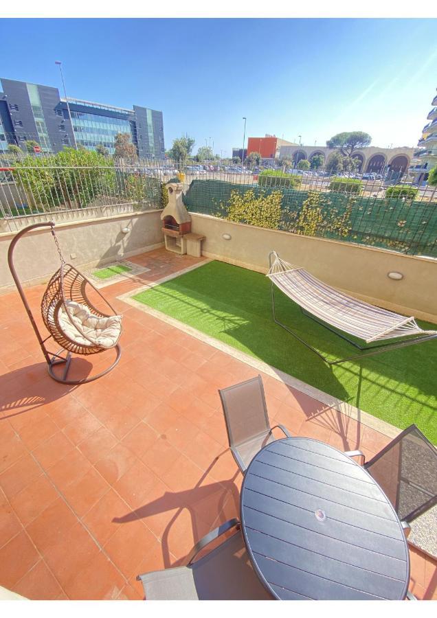 Sun Nest Apartment - Terrace & Garage Fiumicino Exterior foto