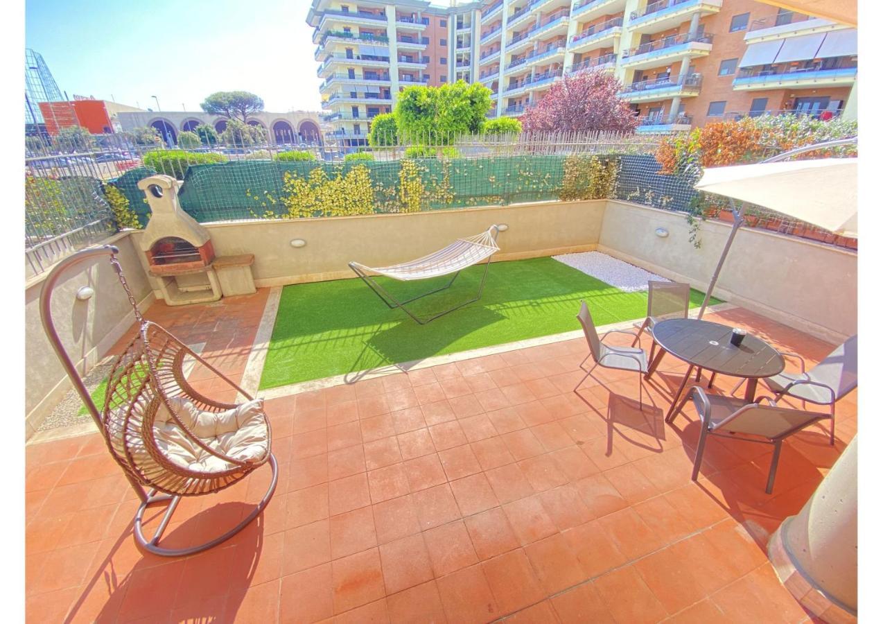 Sun Nest Apartment - Terrace & Garage Fiumicino Exterior foto